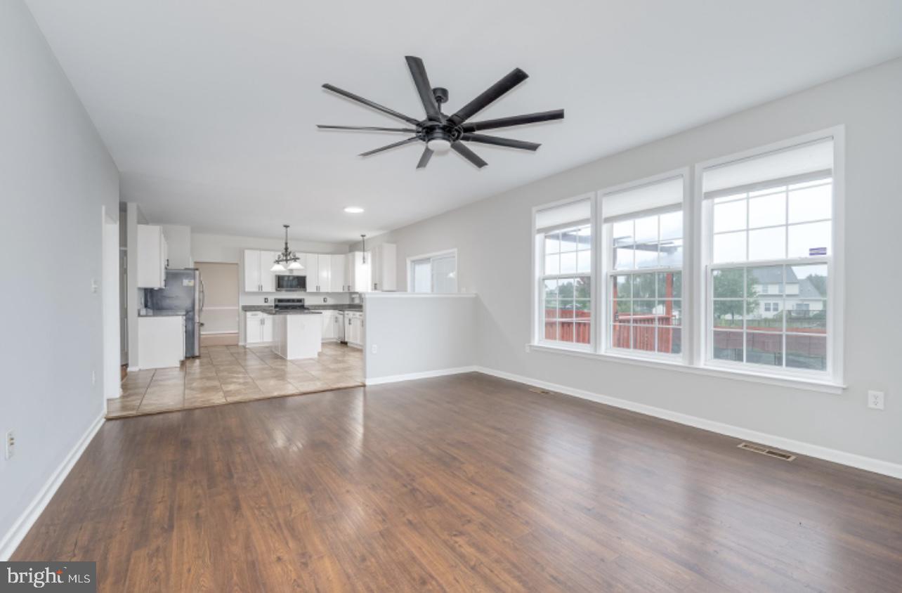 MCCAULEY CROSSING - Residential