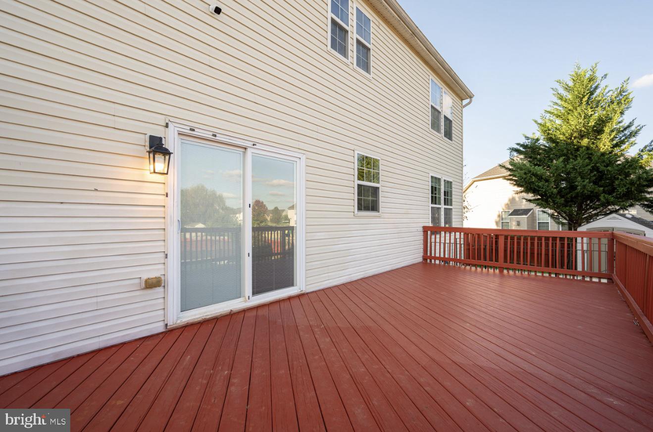 MCCAULEY CROSSING - Residential