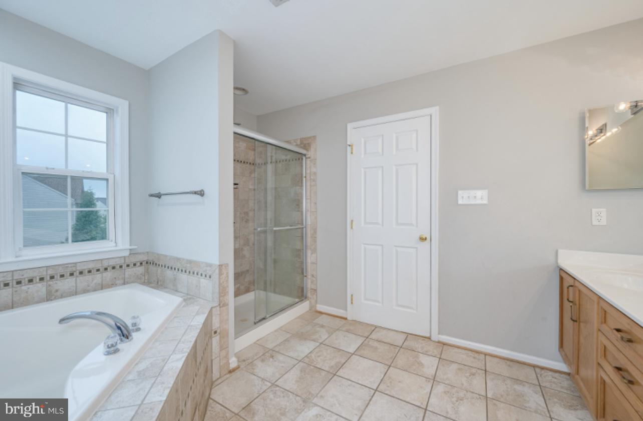 MCCAULEY CROSSING - Residential