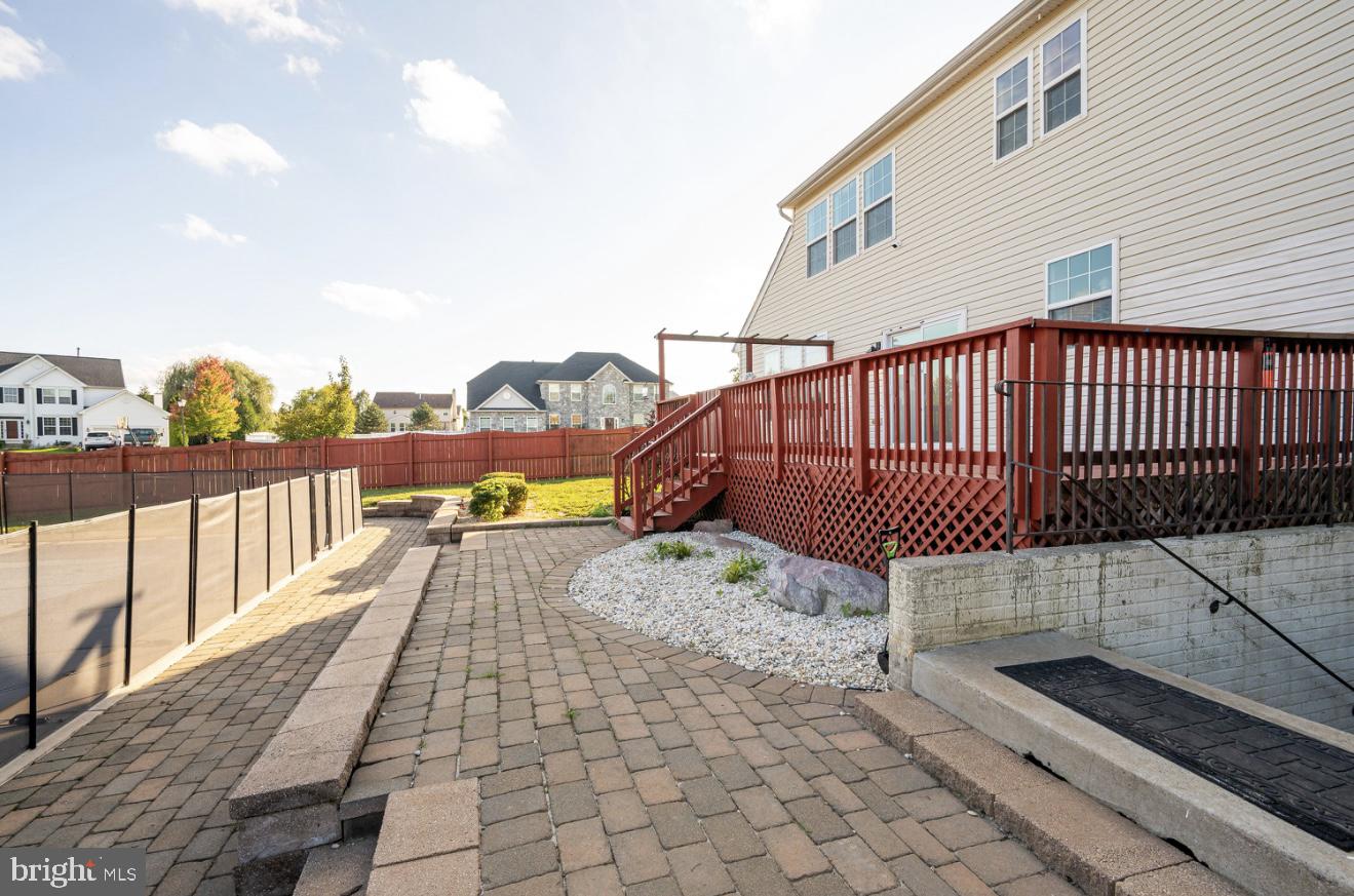 MCCAULEY CROSSING - Residential