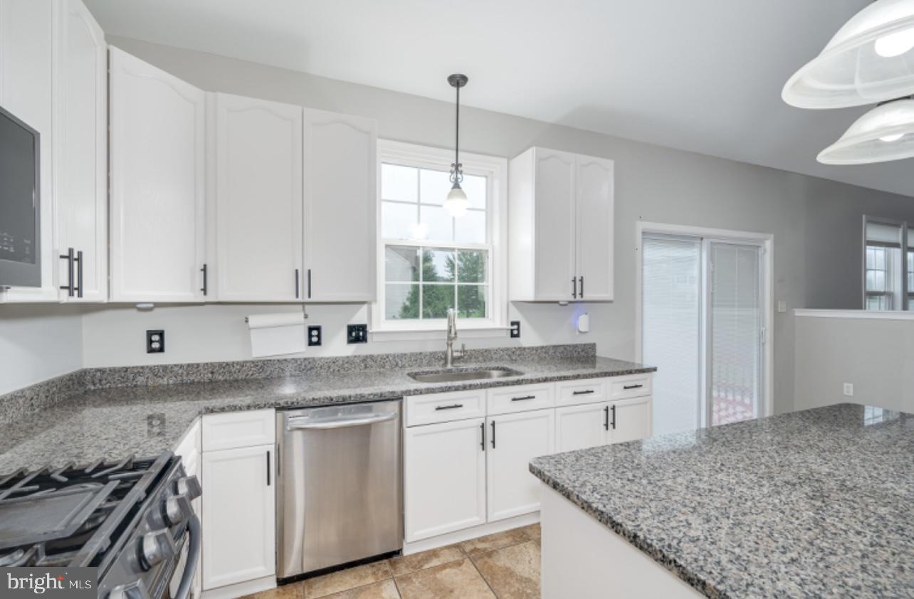 MCCAULEY CROSSING - Residential