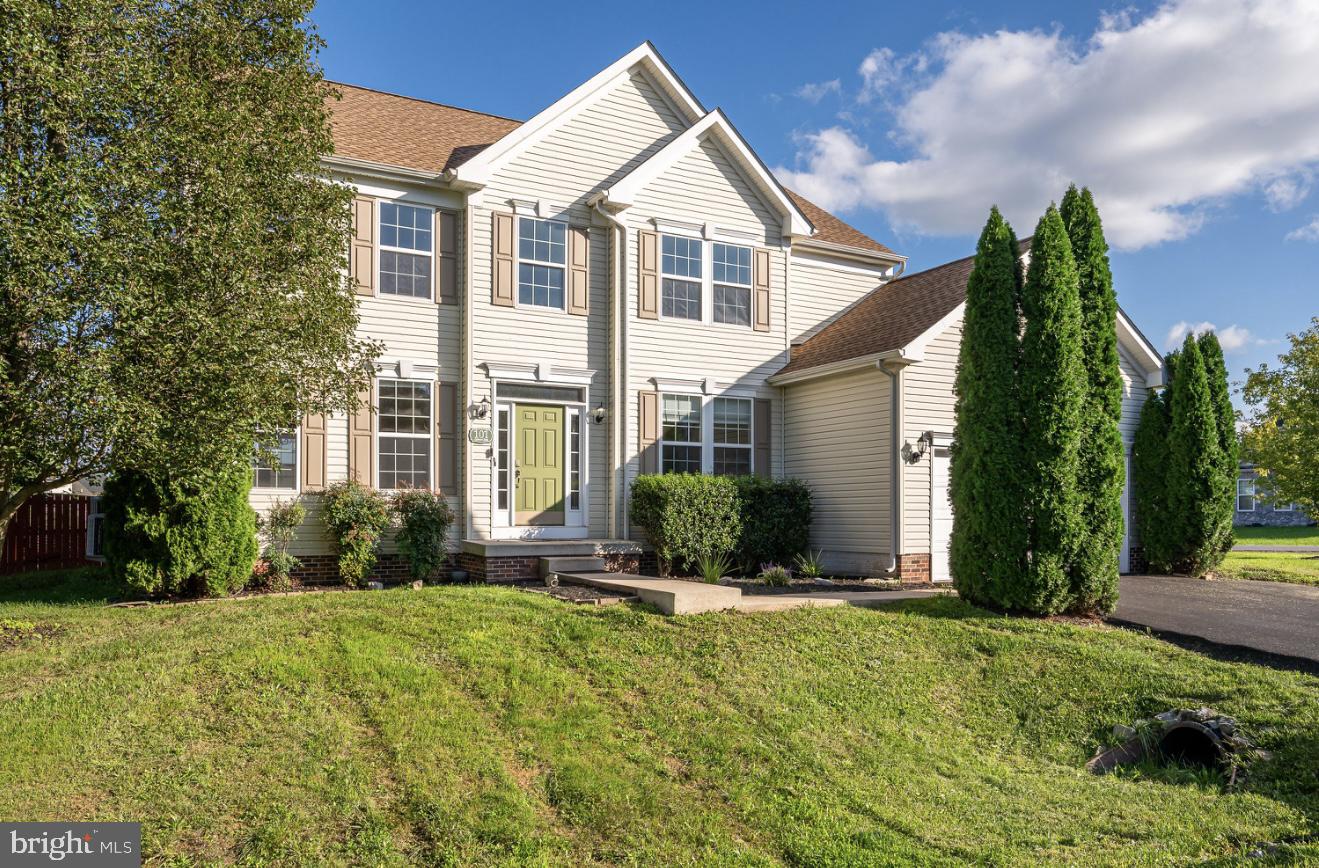 MCCAULEY CROSSING - Residential