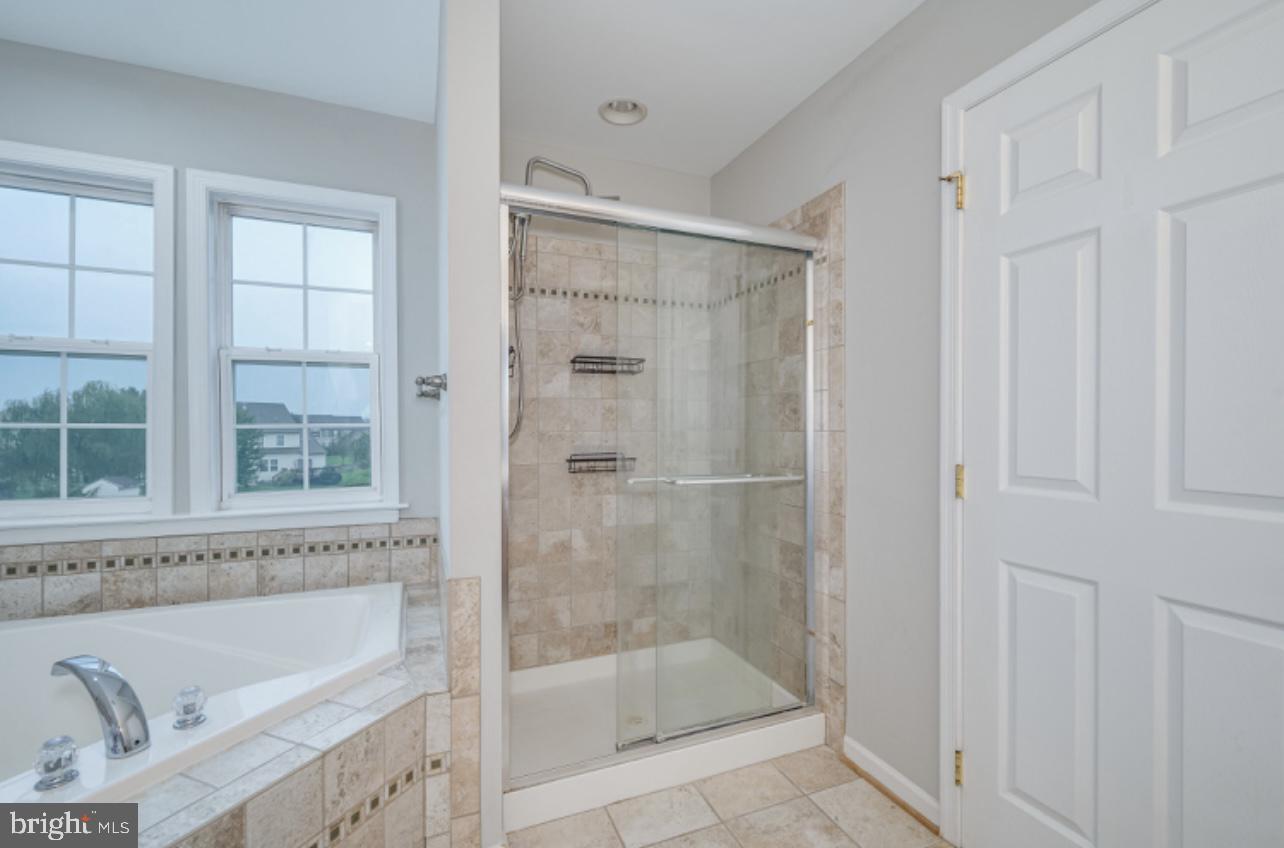 MCCAULEY CROSSING - Residential