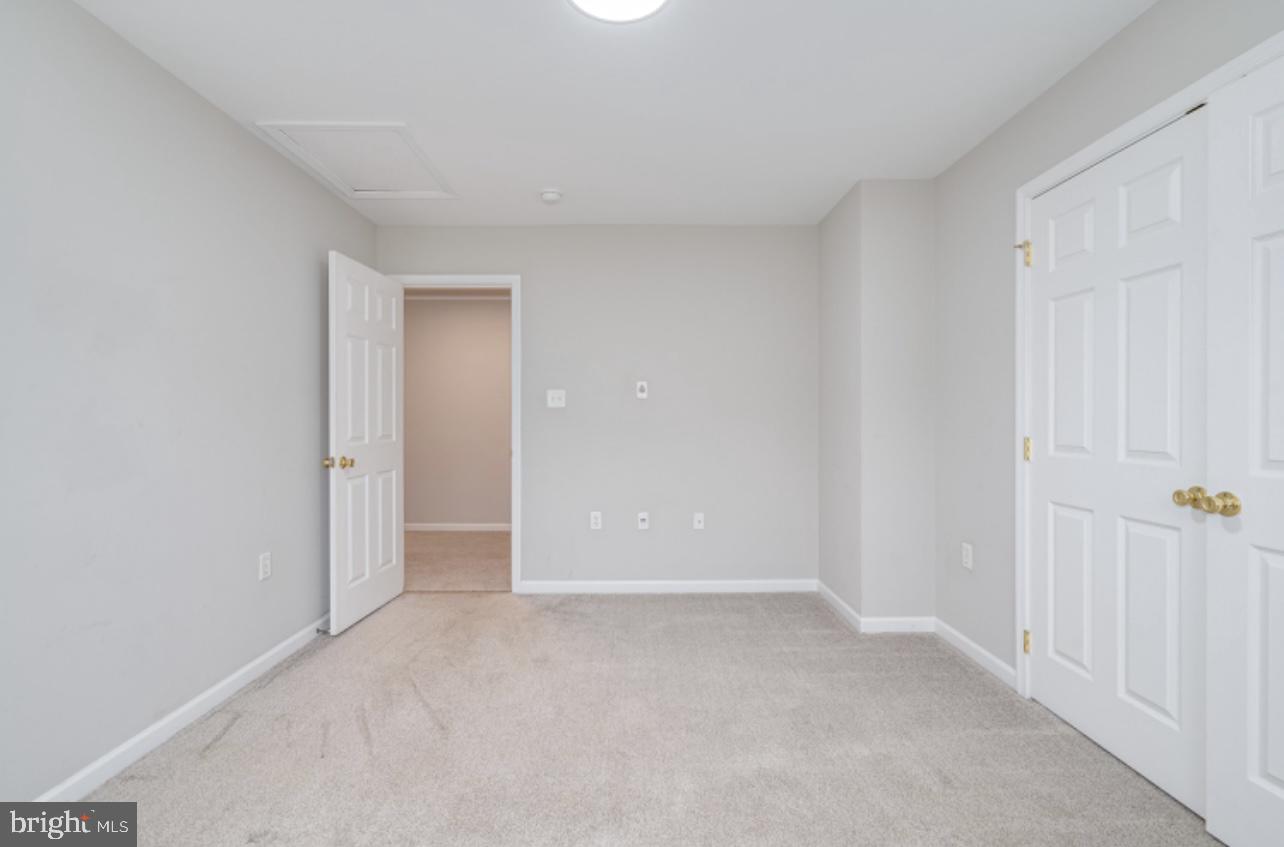 MCCAULEY CROSSING - Residential