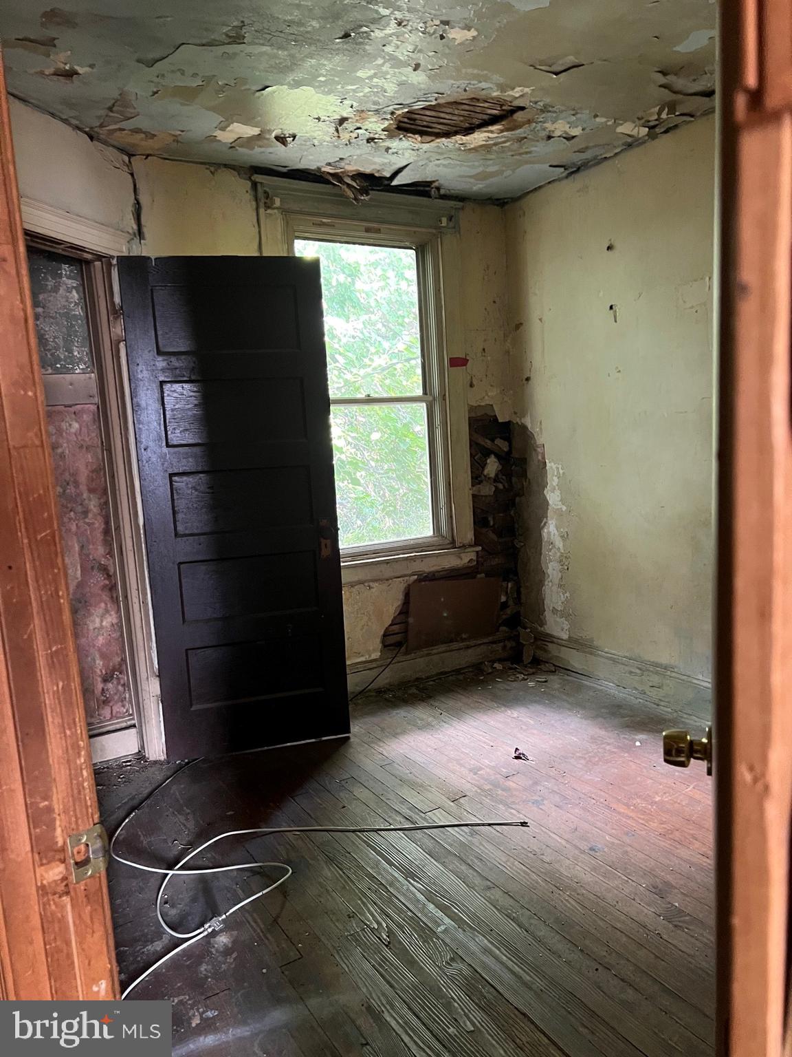 EAST BALTIMORE MIDWAY - Residential