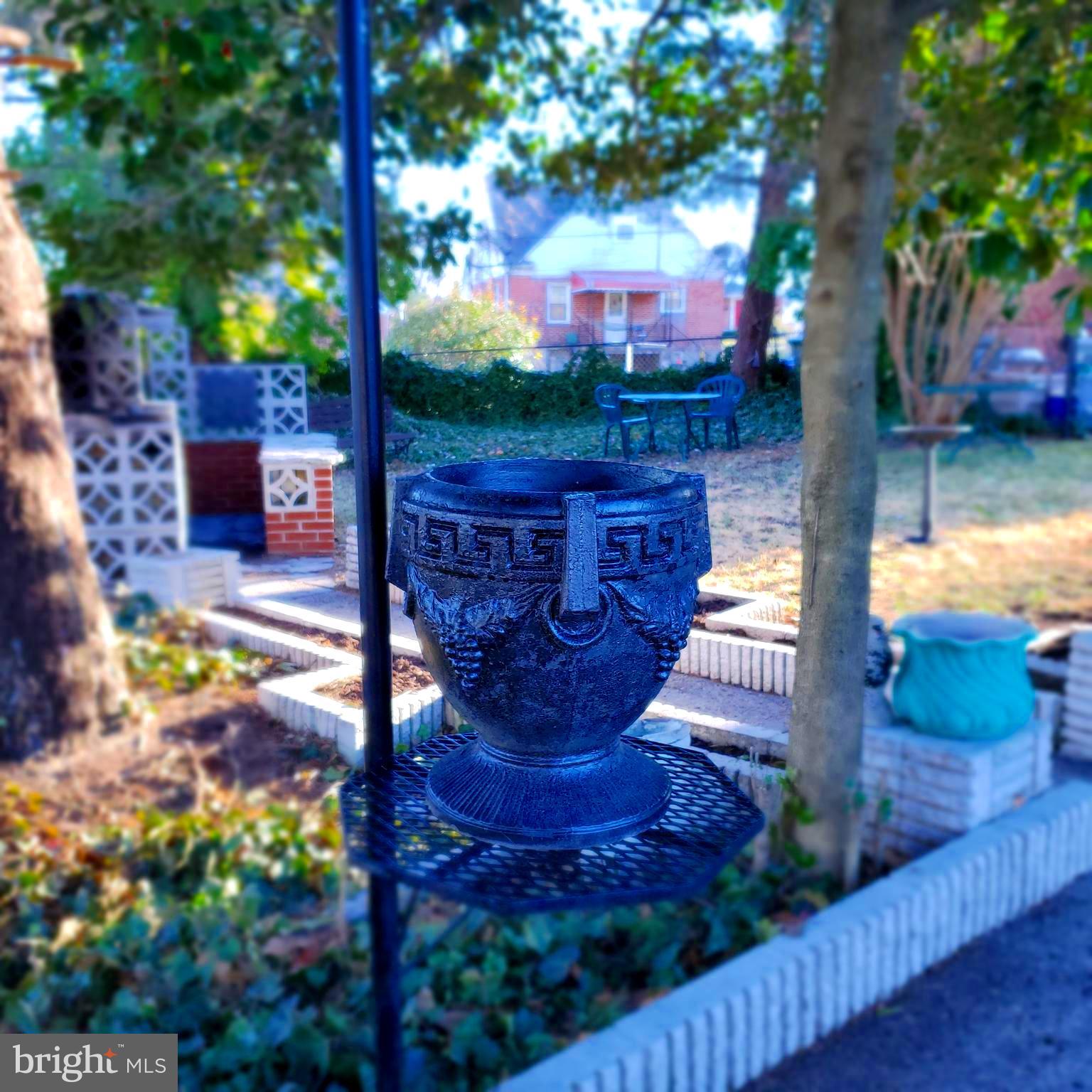 GARDENVILLE - Residential