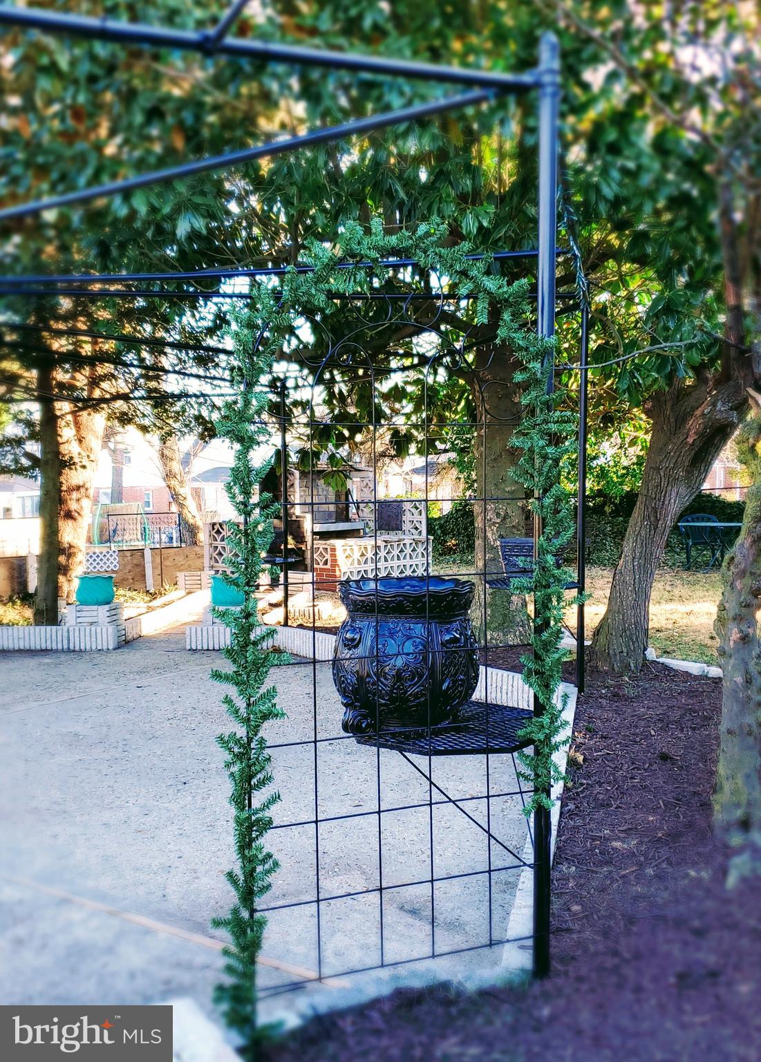 GARDENVILLE - Residential