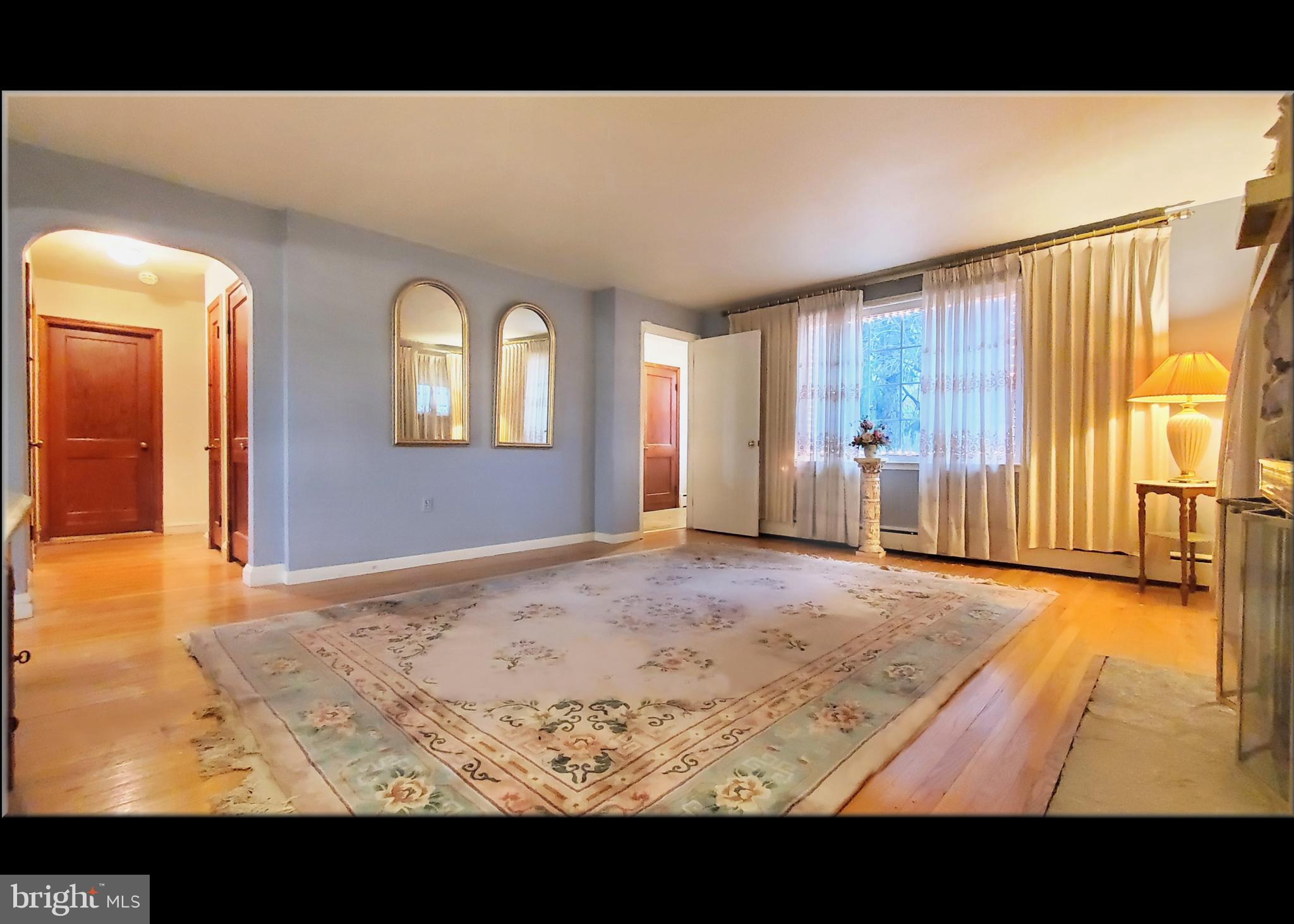 GARDENVILLE - Residential