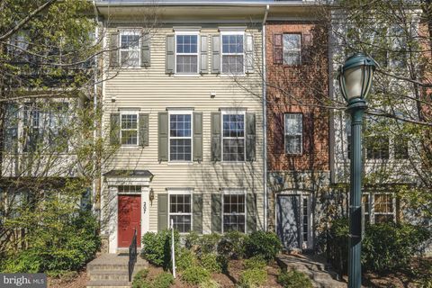 207 GARDEN VIEW WAY ROCKVILLE MD 20850