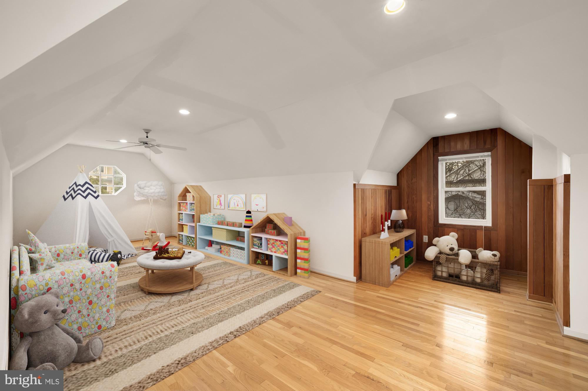 ENGLISH VILLAGE - Residential