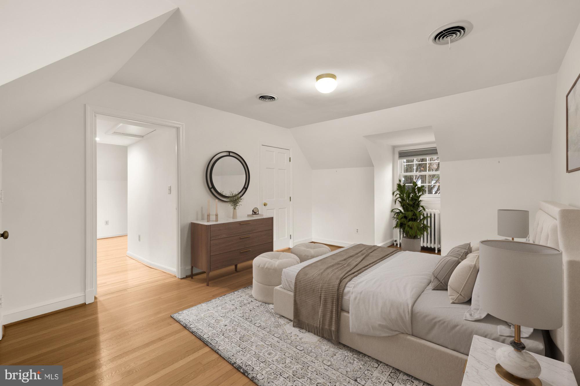 ENGLISH VILLAGE - Residential