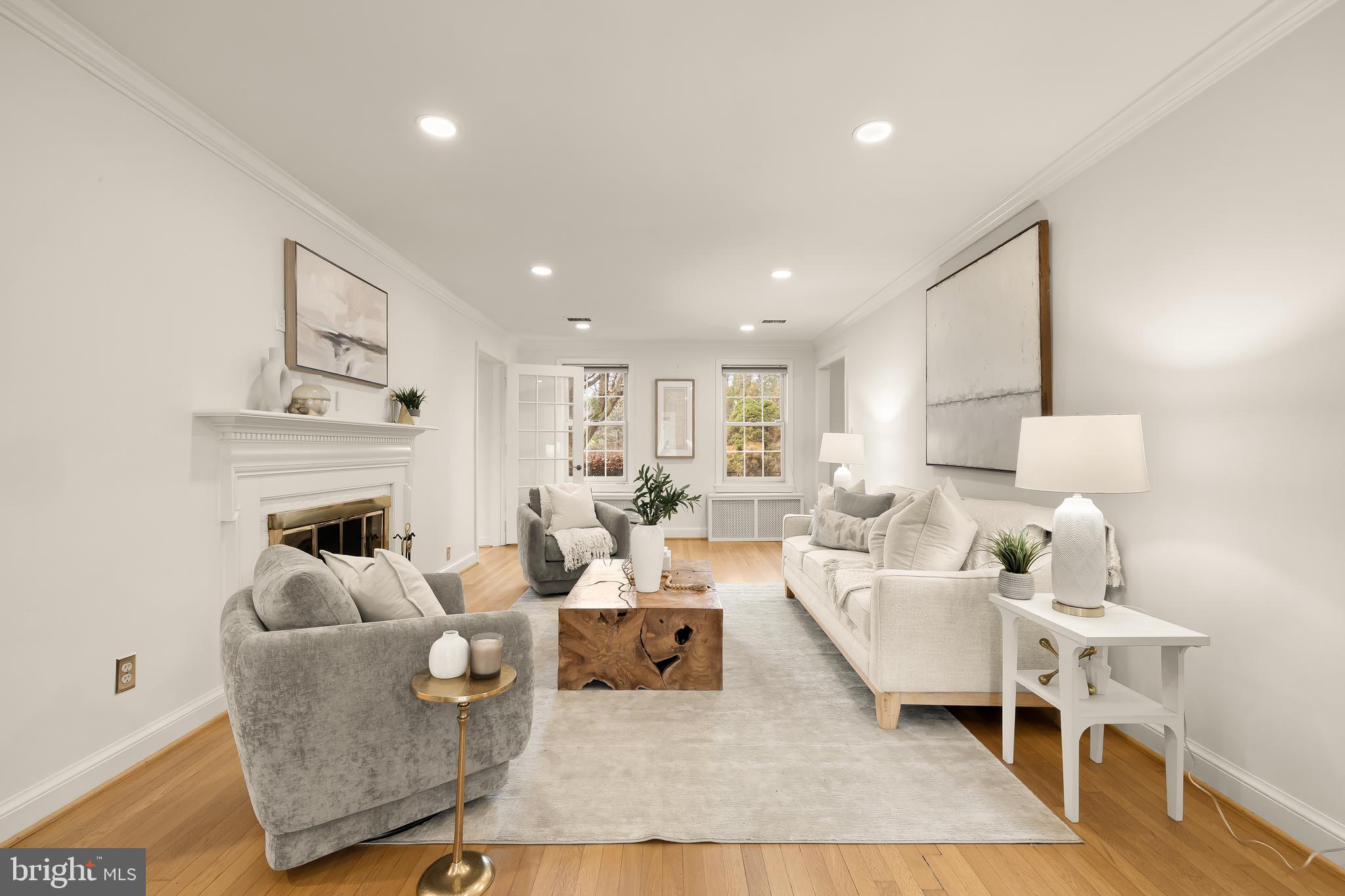 5731 BRADLEY BOULEVARD