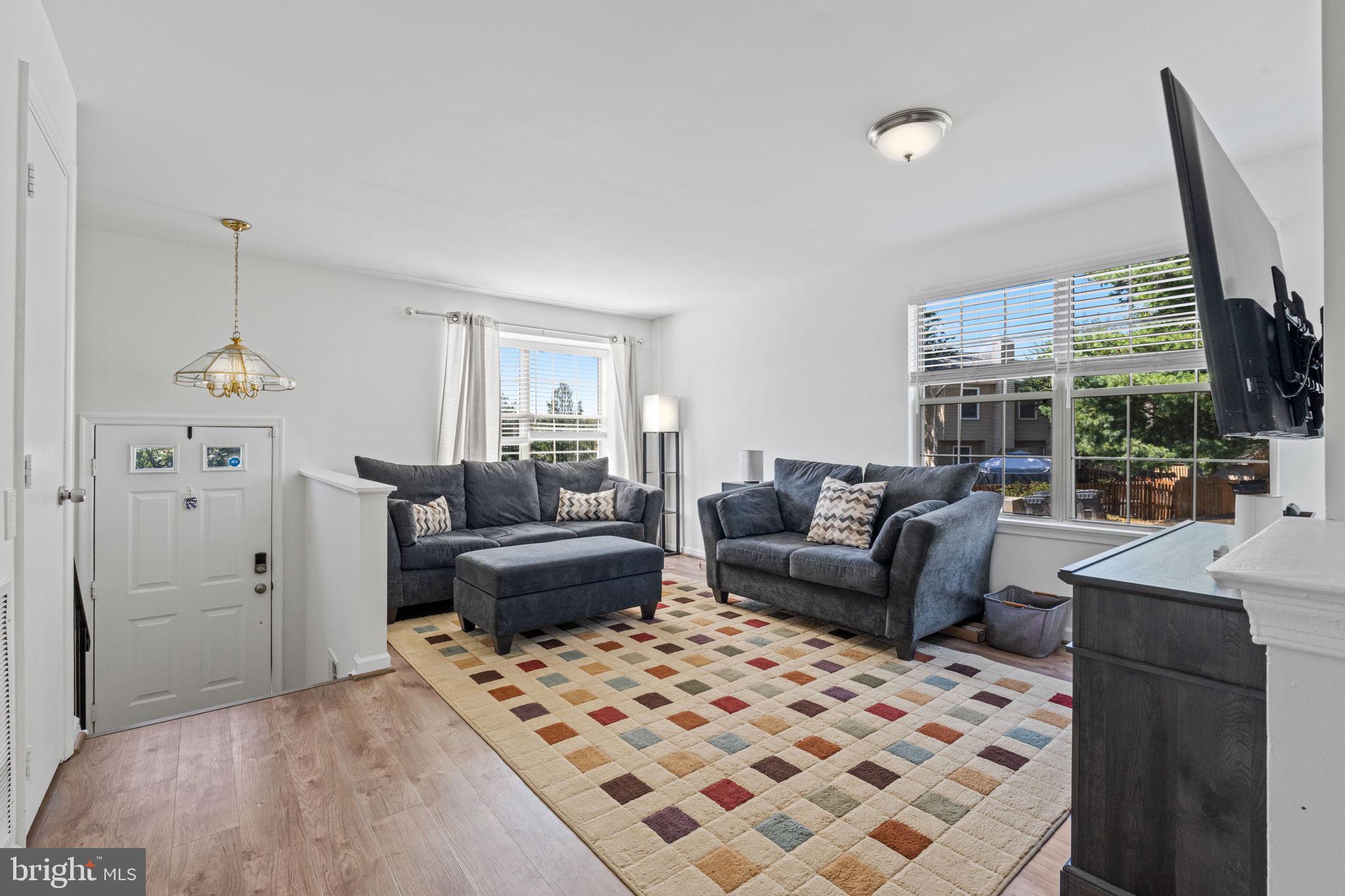 WINSLOW CHASE - Residential