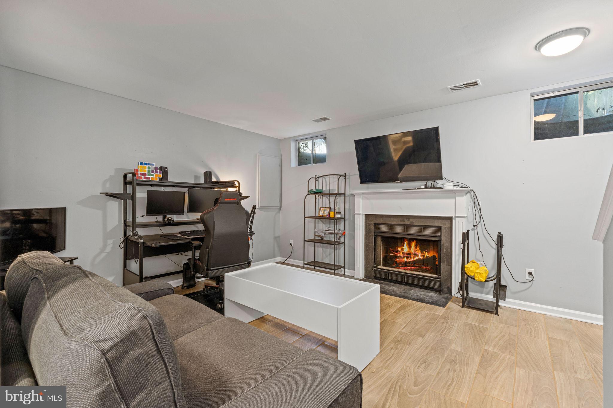 WINSLOW CHASE - Residential