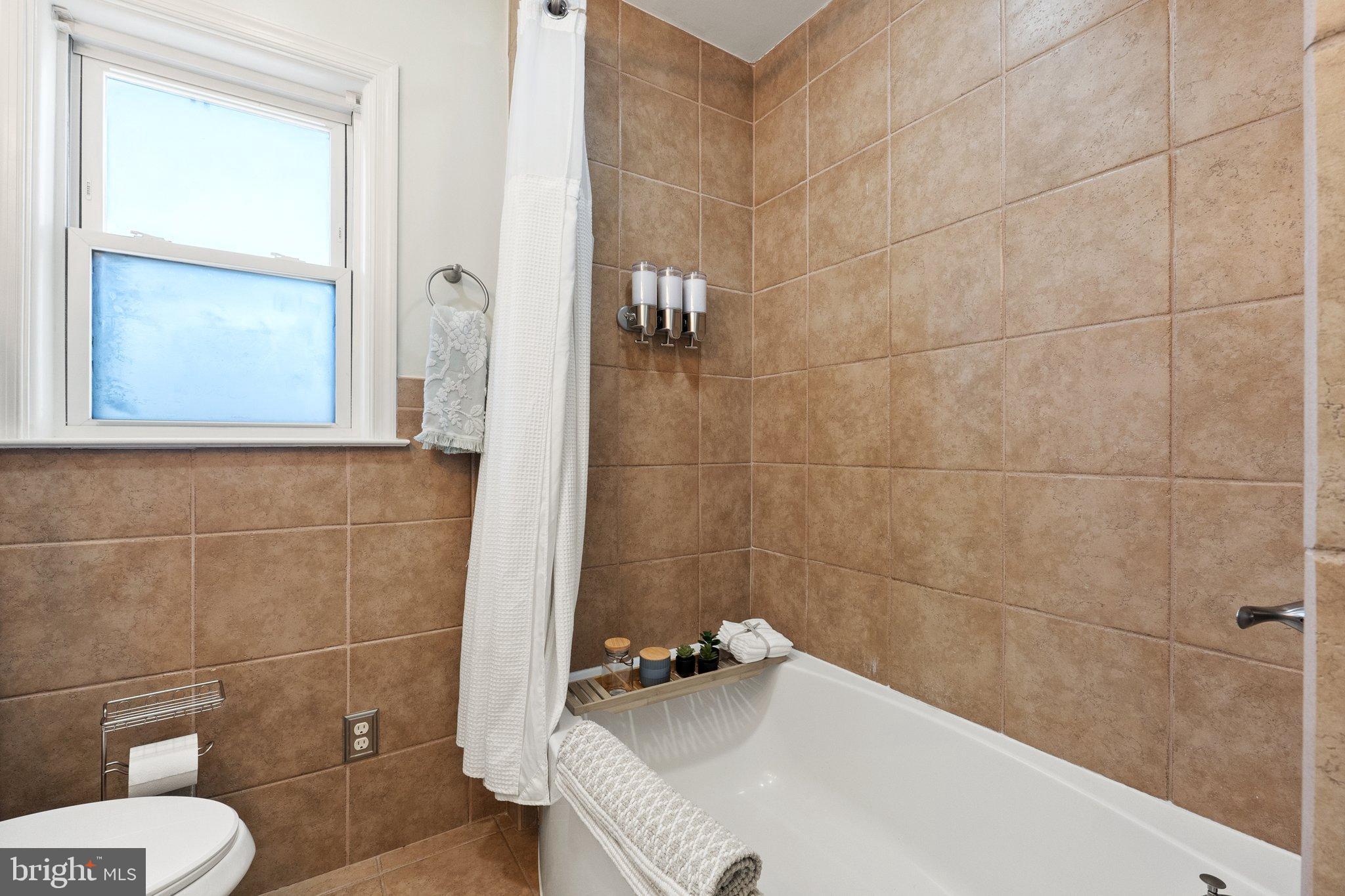 TOWN OF SHENANDOAH - Residential Lease