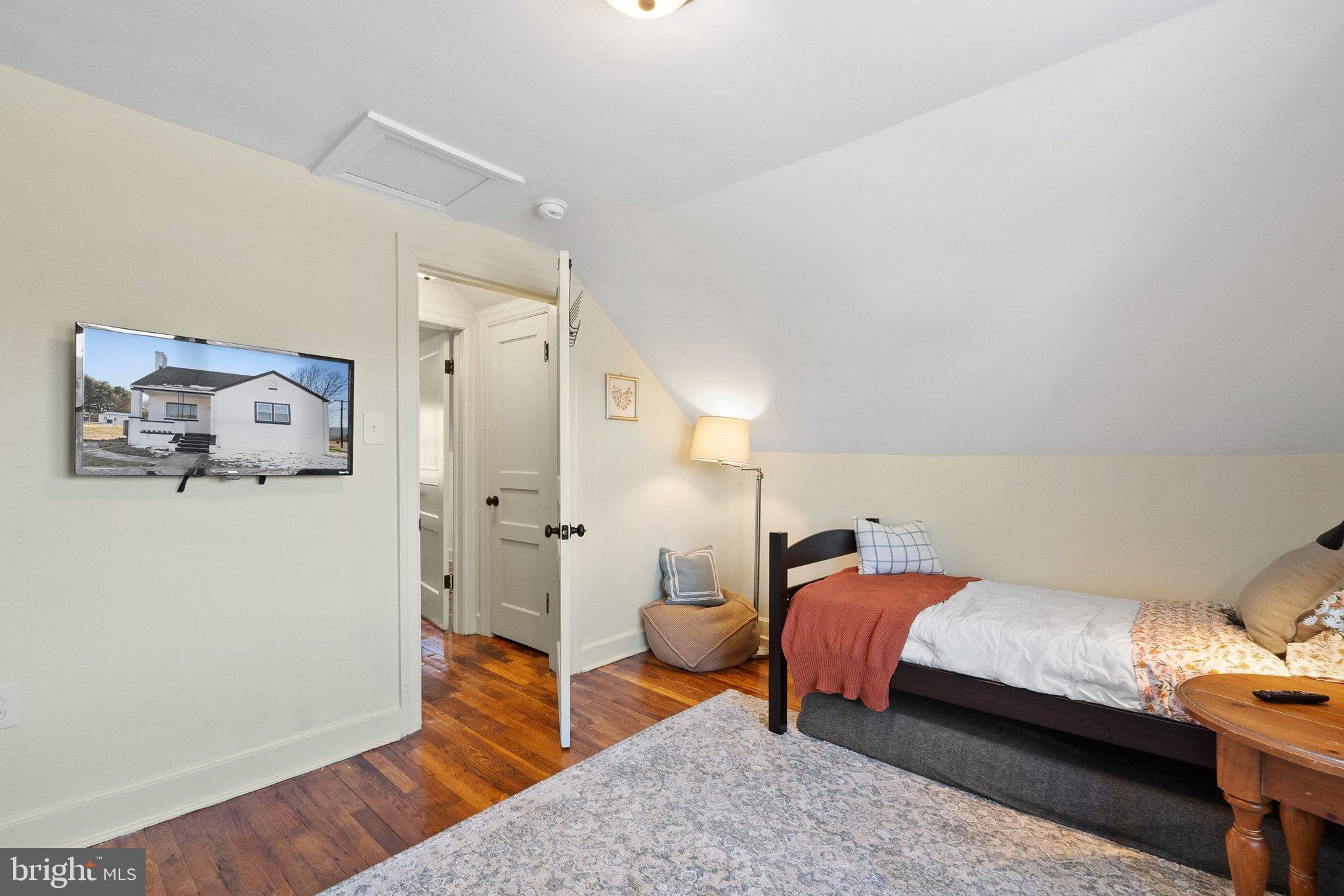 TOWN OF SHENANDOAH - Residential Lease