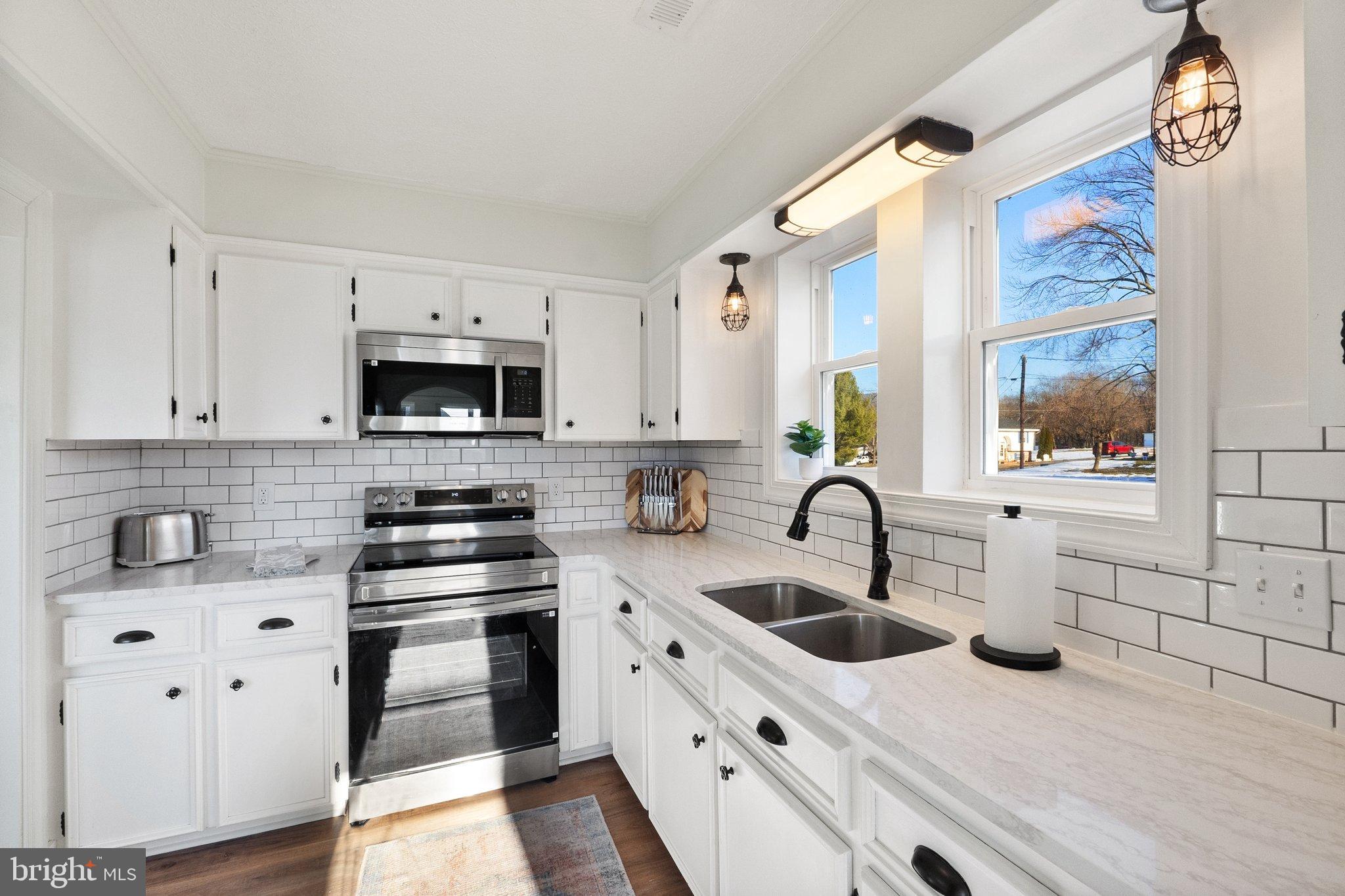 TOWN OF SHENANDOAH - Residential Lease