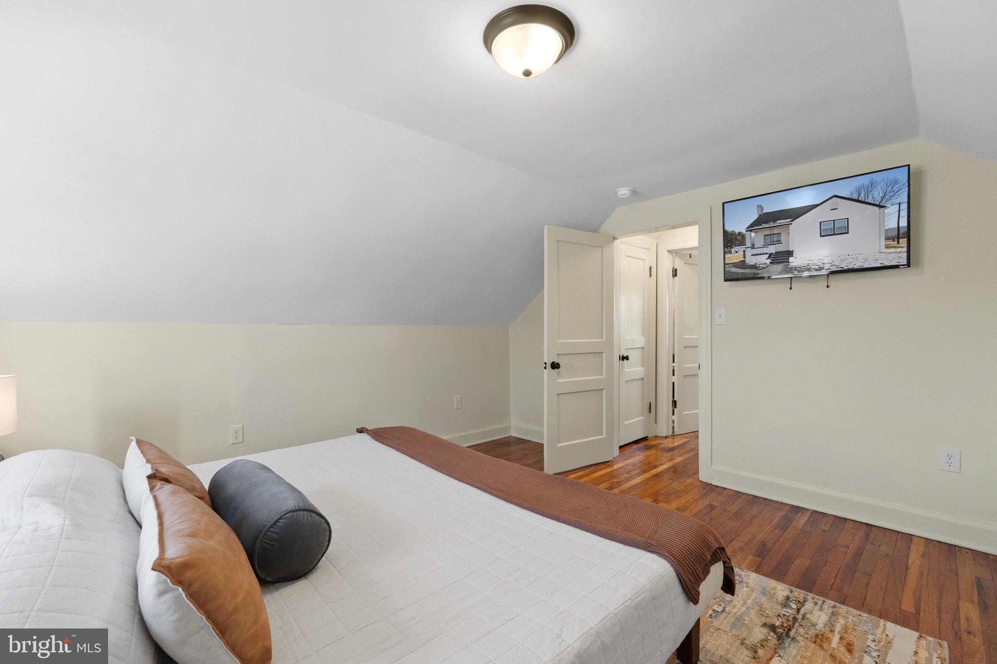 TOWN OF SHENANDOAH - Residential Lease