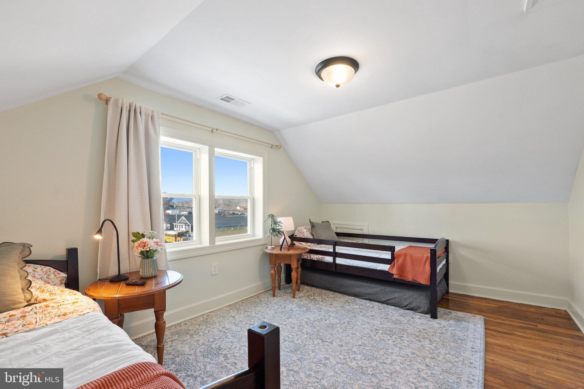 TOWN OF SHENANDOAH - Residential Lease