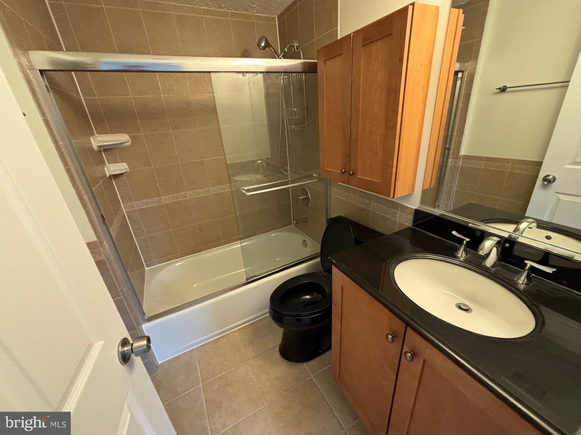 DAMASCUS GARDENS - Residential Lease