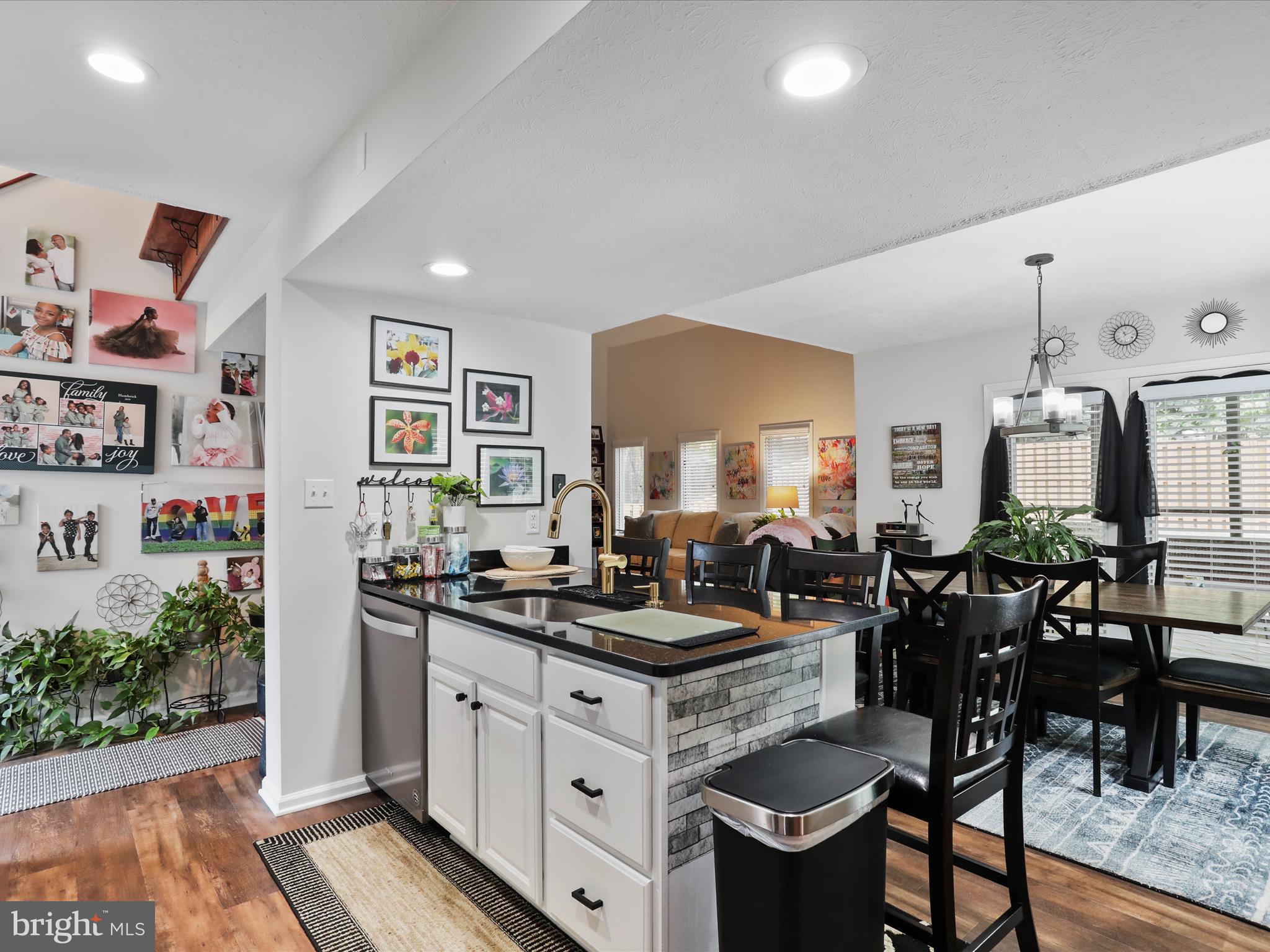 LAKE HOLIDAY ESTATES - Residential