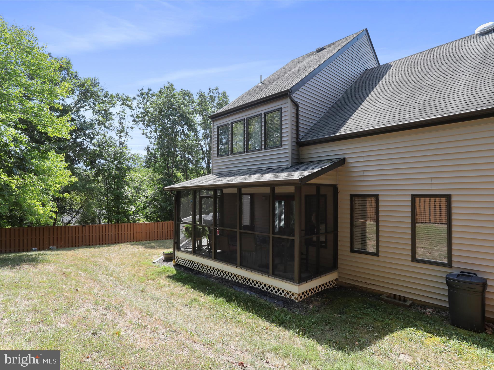 LAKE HOLIDAY ESTATES - Residential