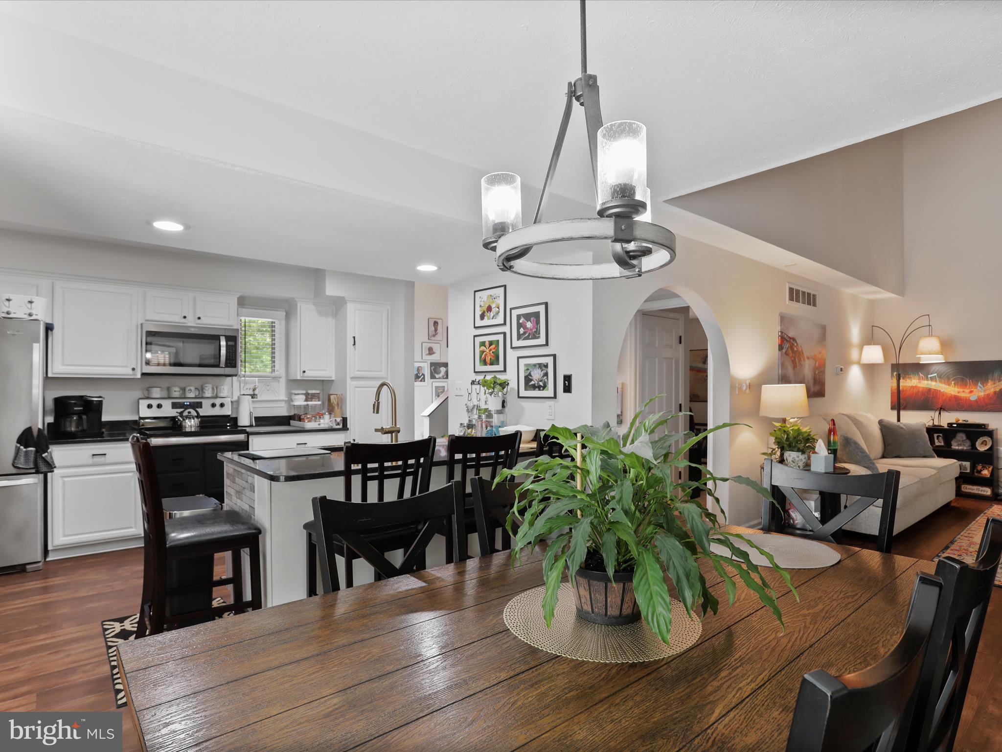 LAKE HOLIDAY ESTATES - Residential