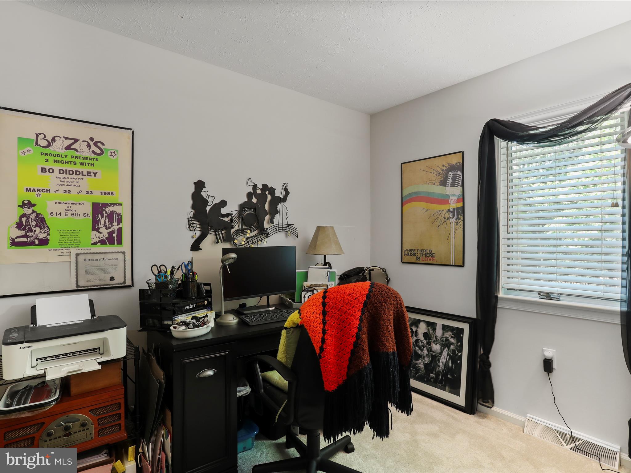 LAKE HOLIDAY ESTATES - Residential