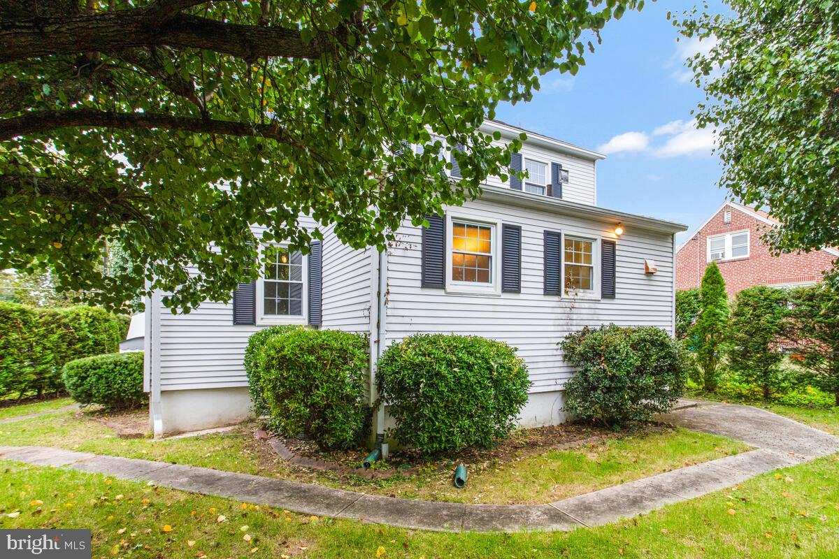 MIDDLE RIVER - Residential