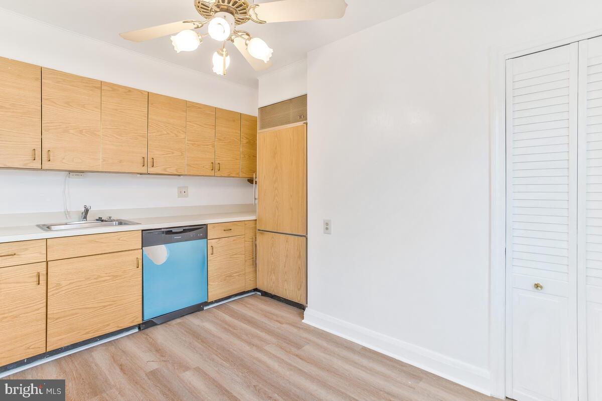 MIDDLE RIVER - Residential