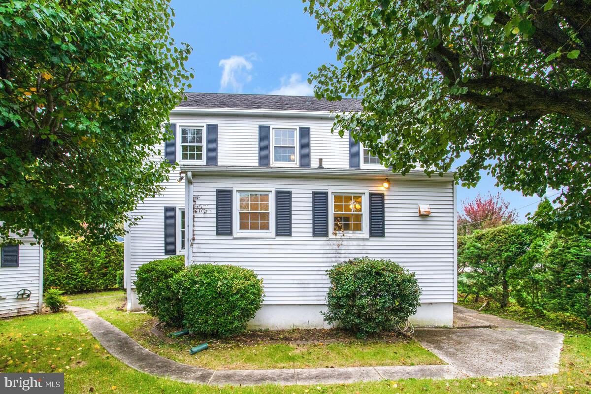 MIDDLE RIVER - Residential