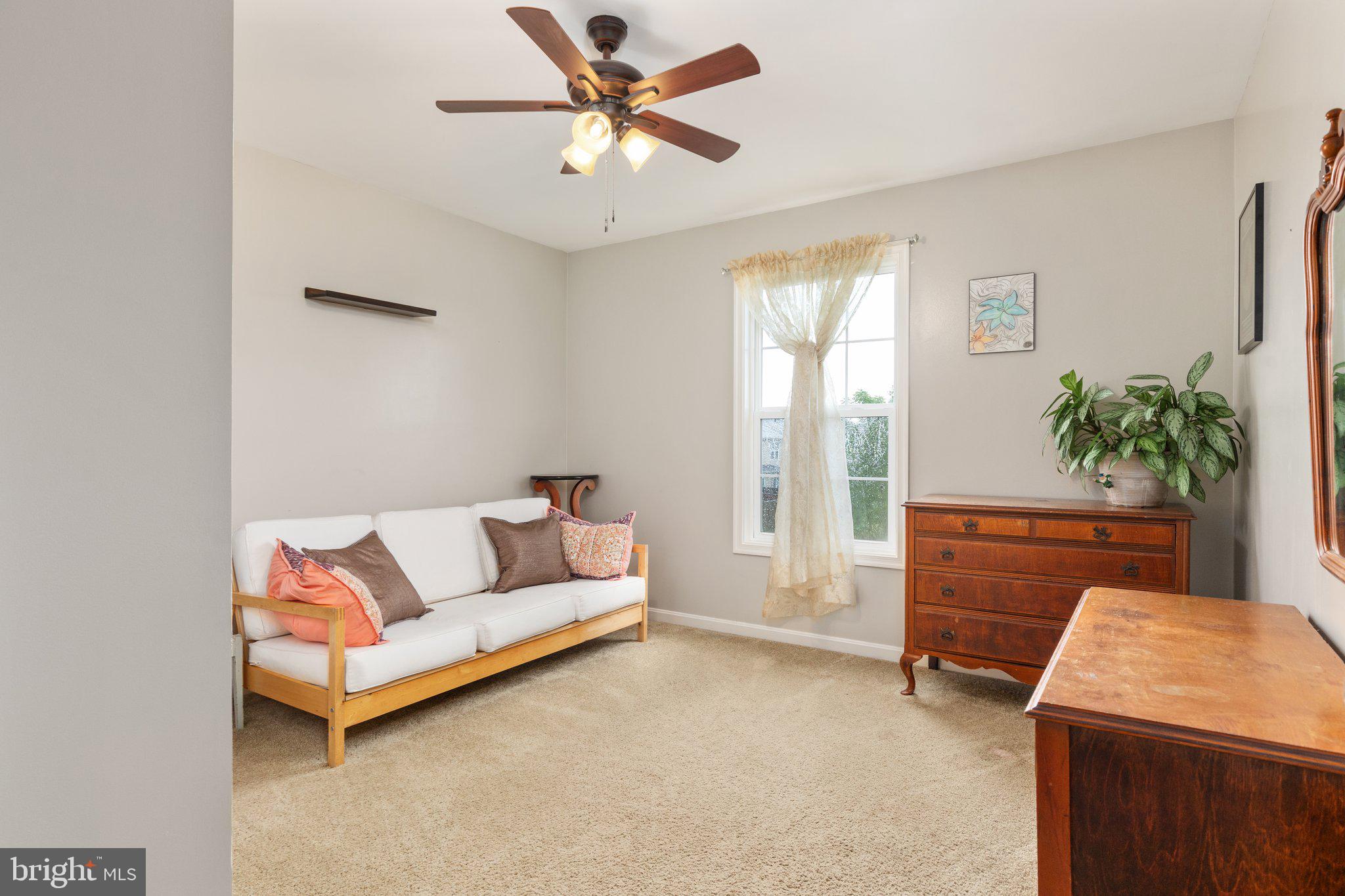 THE TOWNES AT OAKHURST - Residential