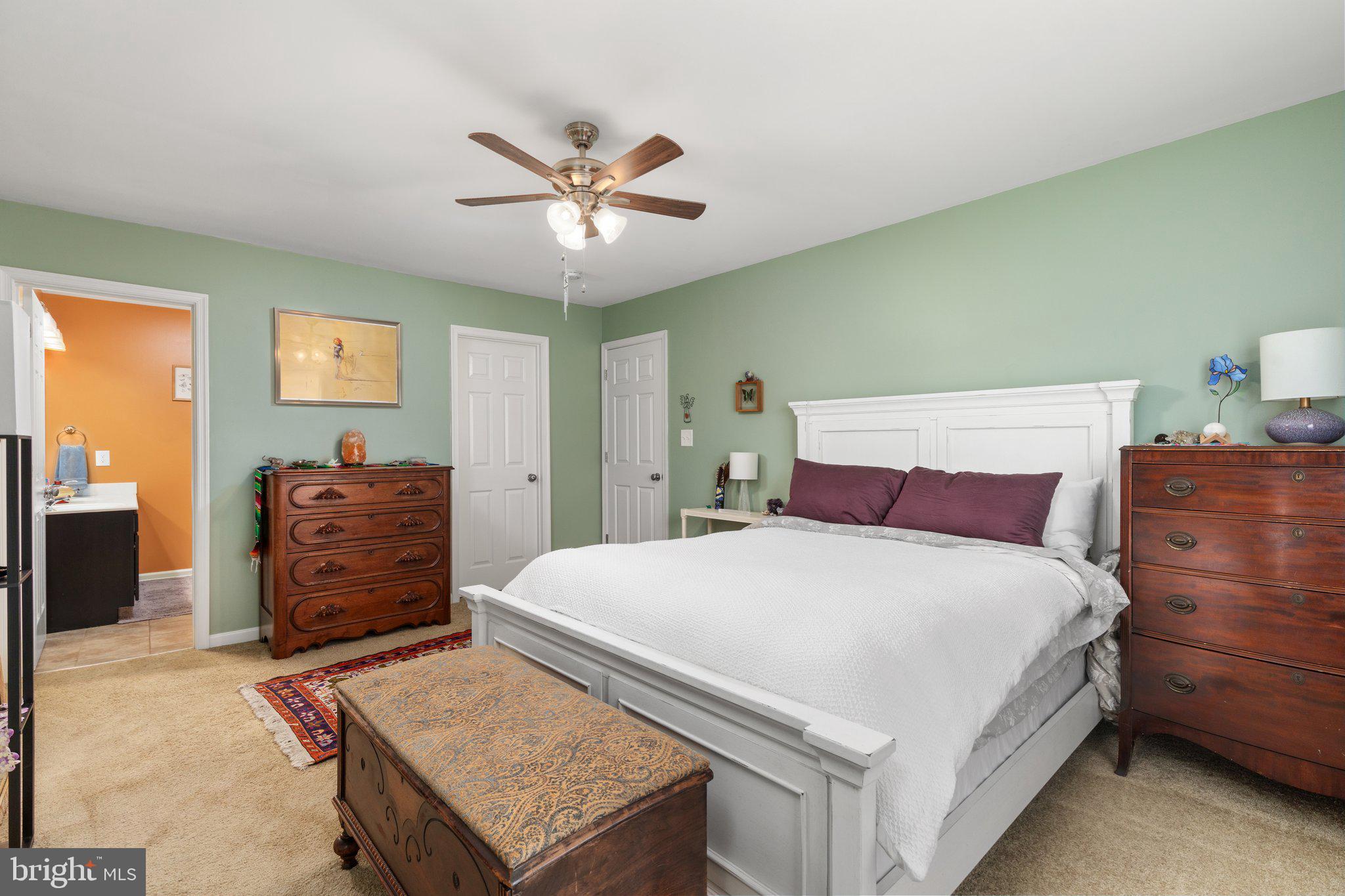 THE TOWNES AT OAKHURST - Residential