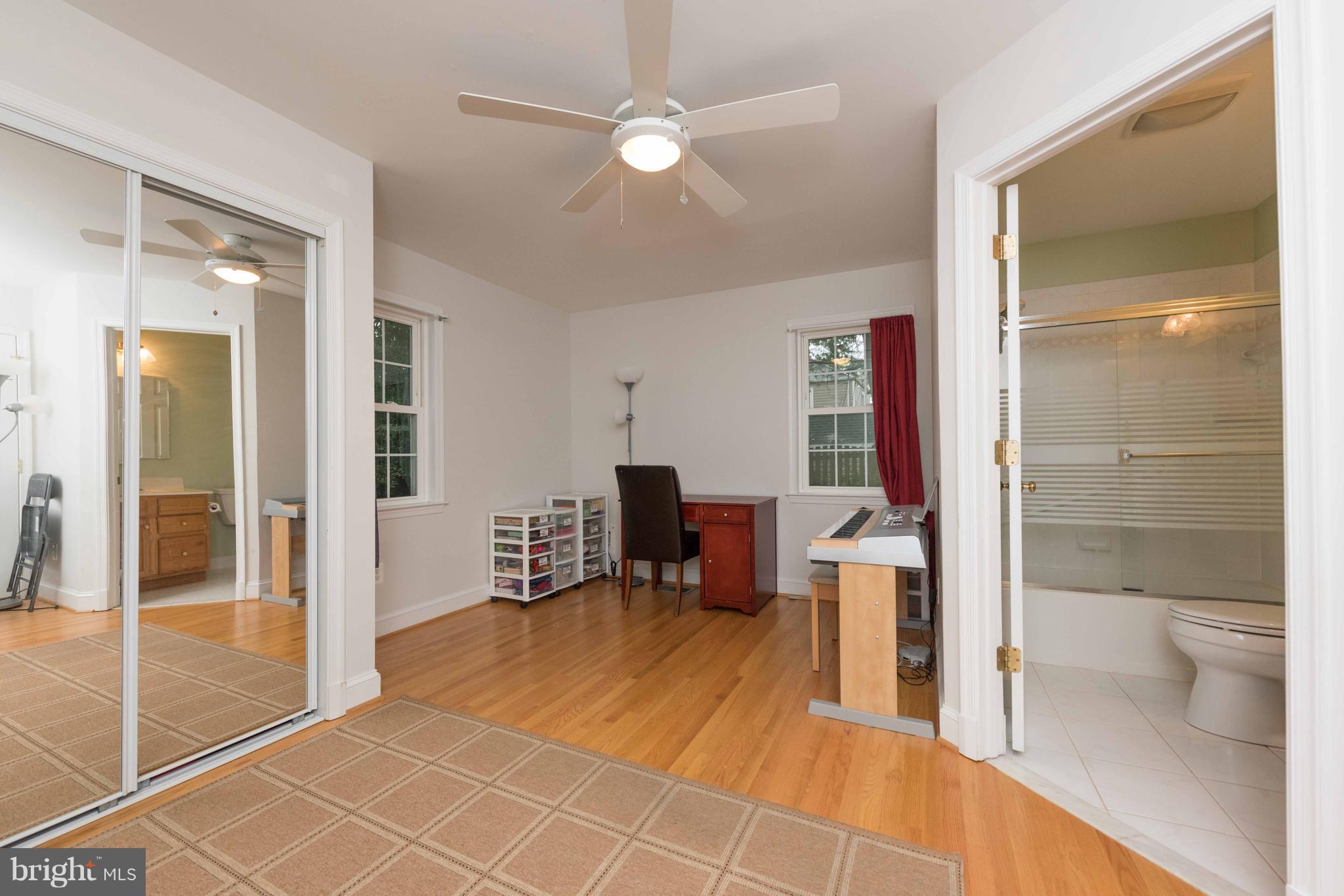 ARLINGTON - Residential Lease