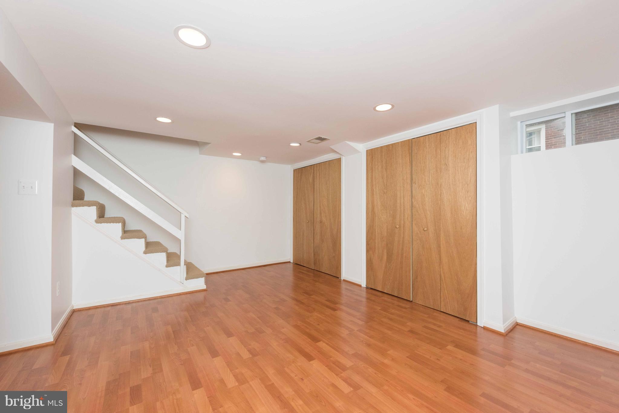 ARLINGTON - Residential Lease