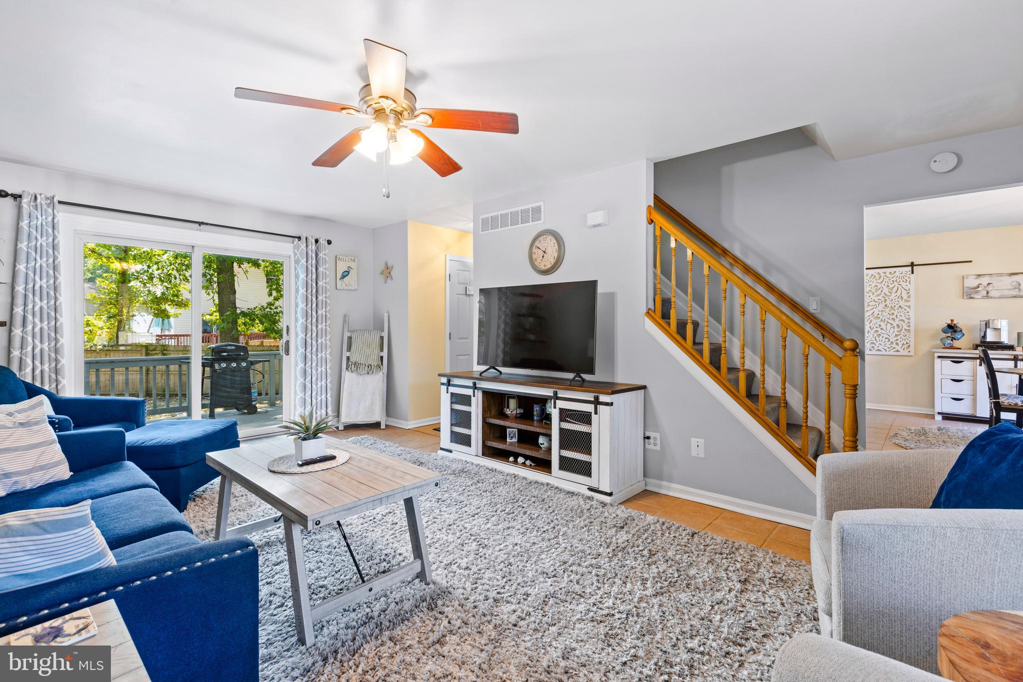 AVALON SHORES - Residential