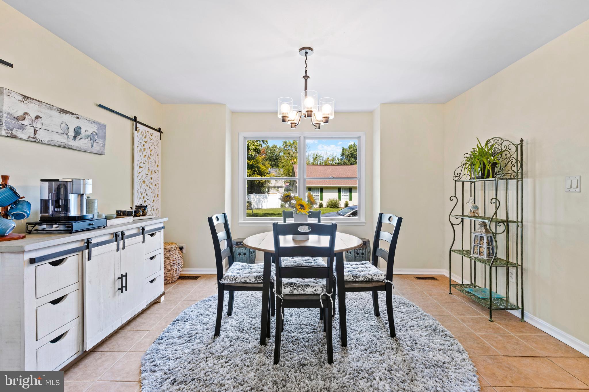 AVALON SHORES - Residential