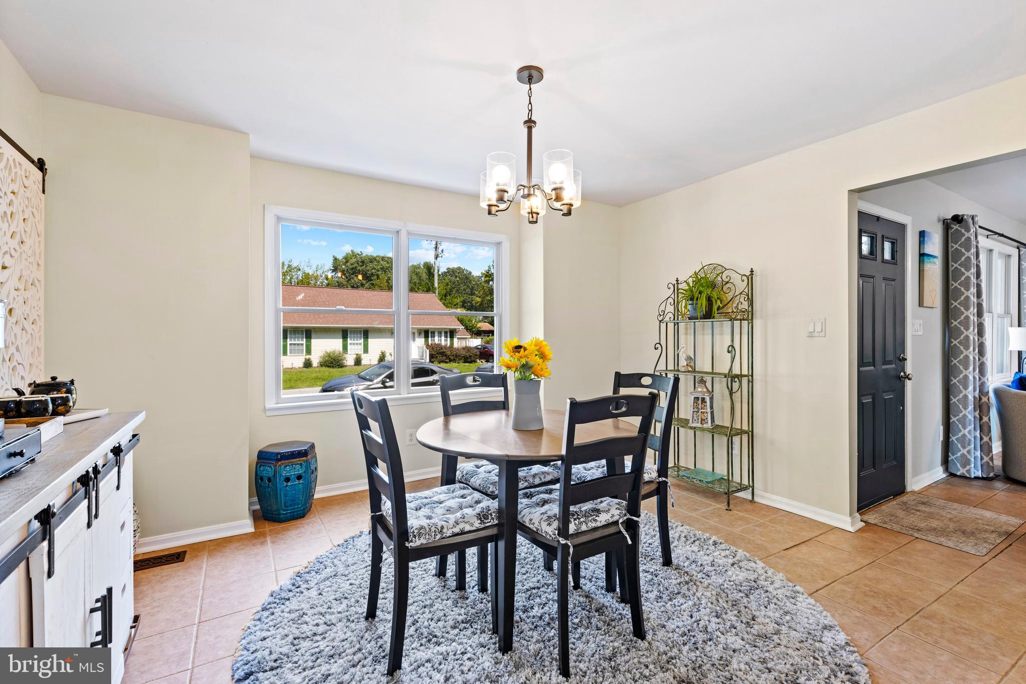 AVALON SHORES - Residential