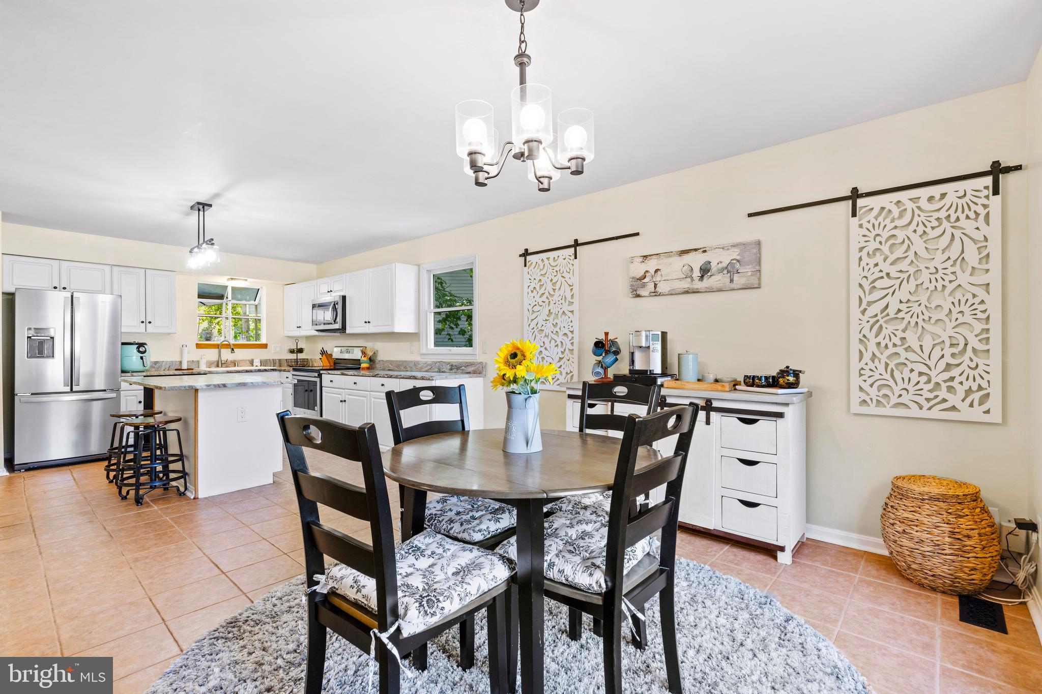 AVALON SHORES - Residential