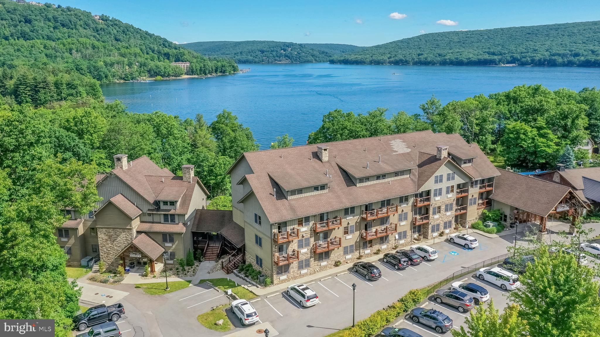 SILVER TREE SUITES - Residential