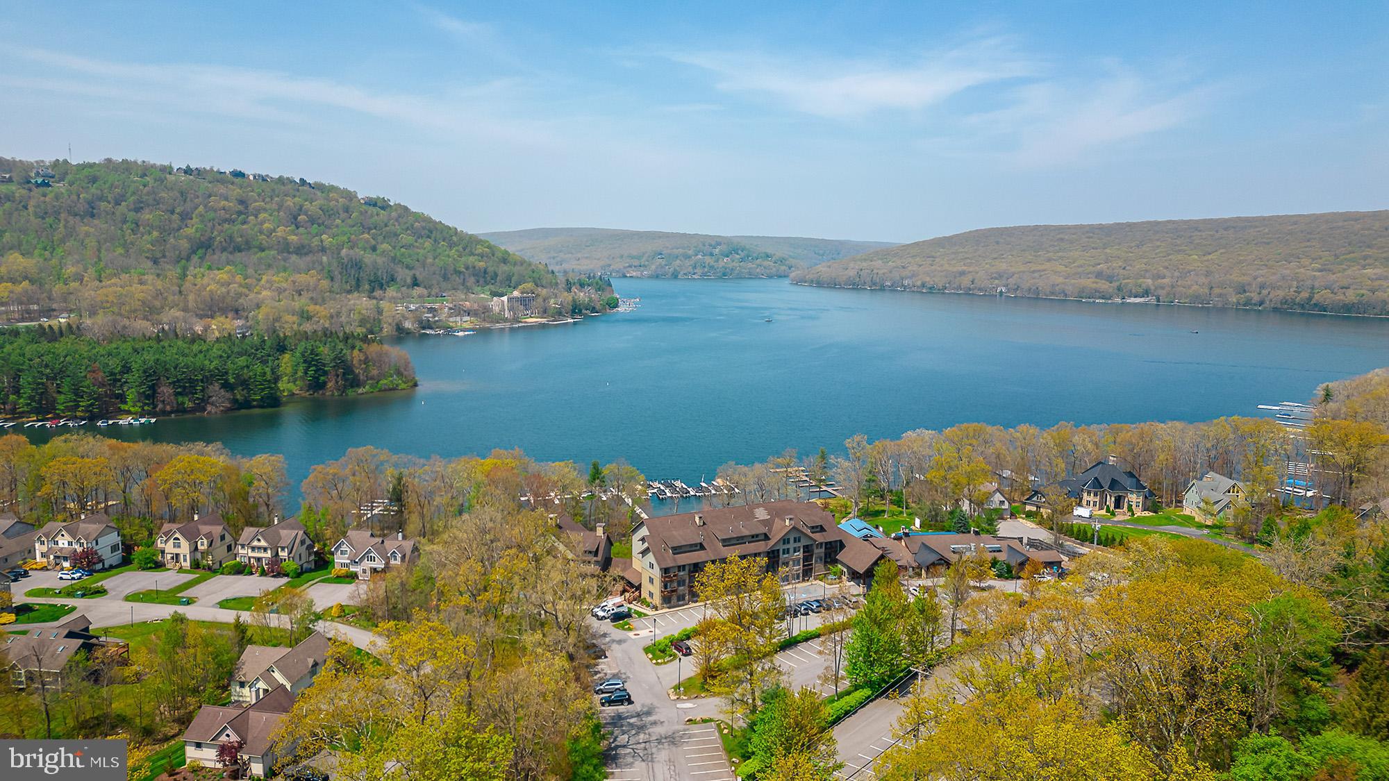 SILVER TREE SUITES - Residential