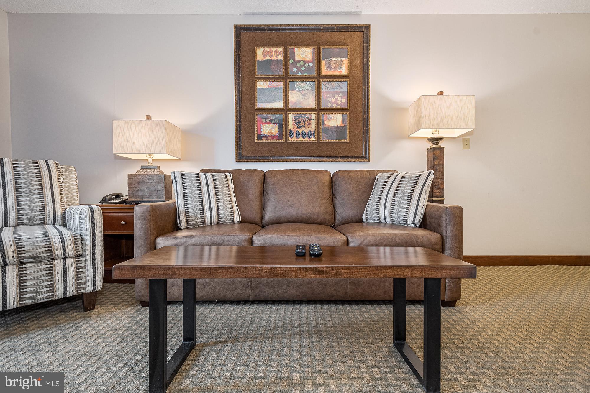 SILVER TREE SUITES - Residential