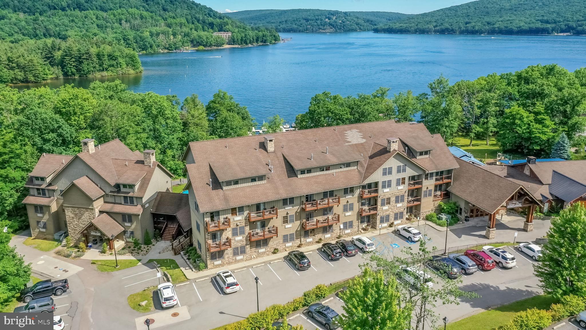 SILVER TREE SUITES - Residential