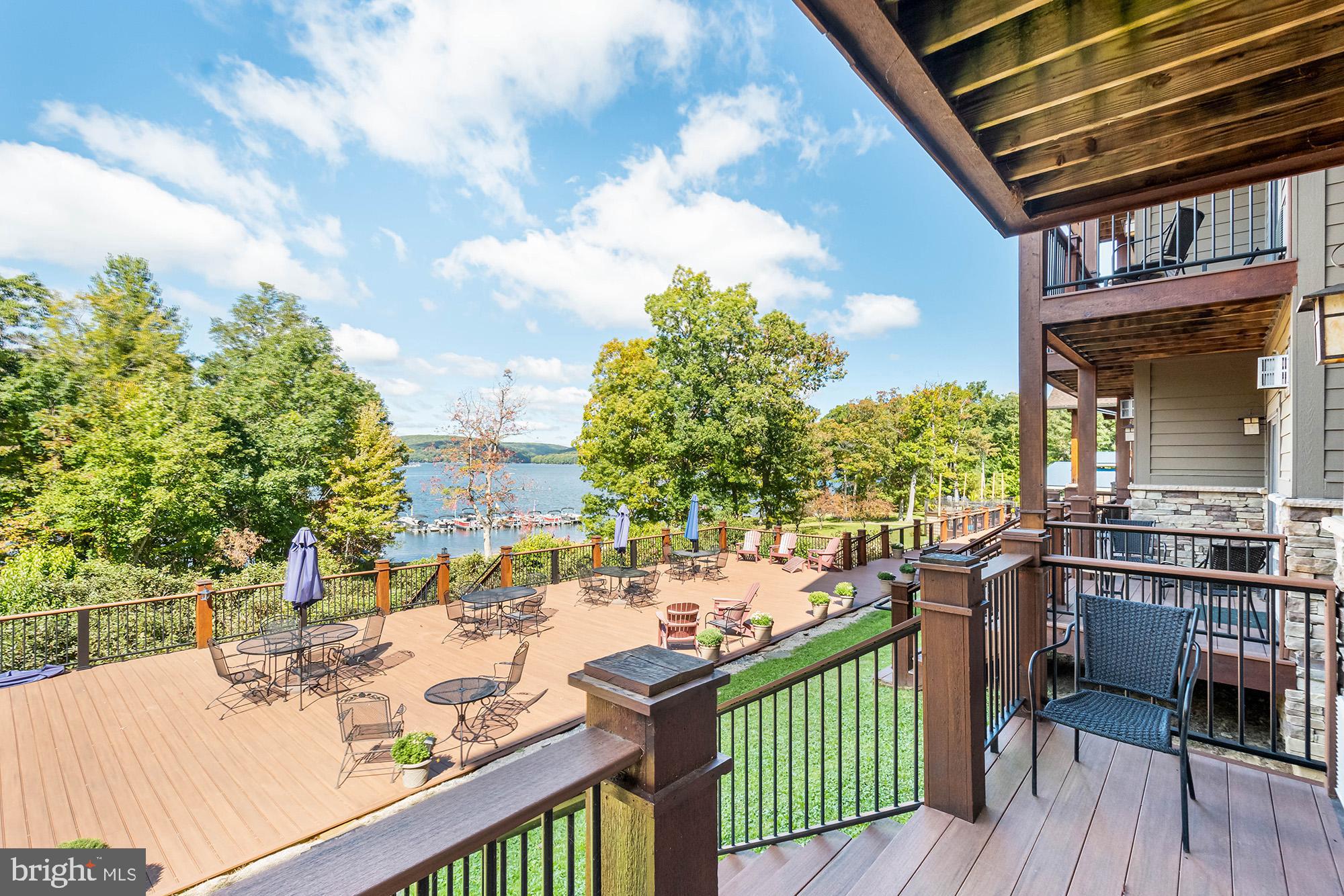 SILVER TREE SUITES - Residential