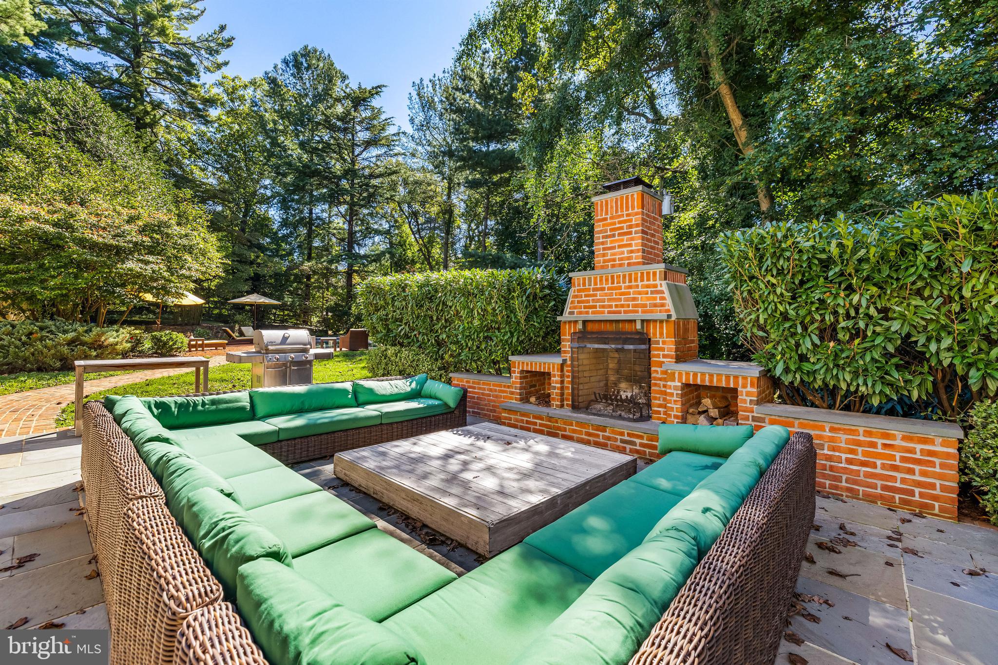 RUXTON - Residential