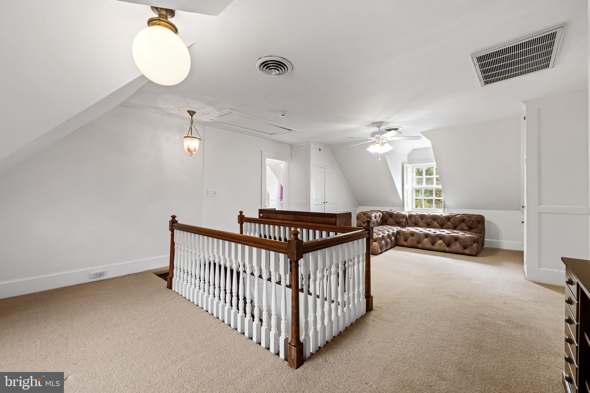 RUXTON - Residential