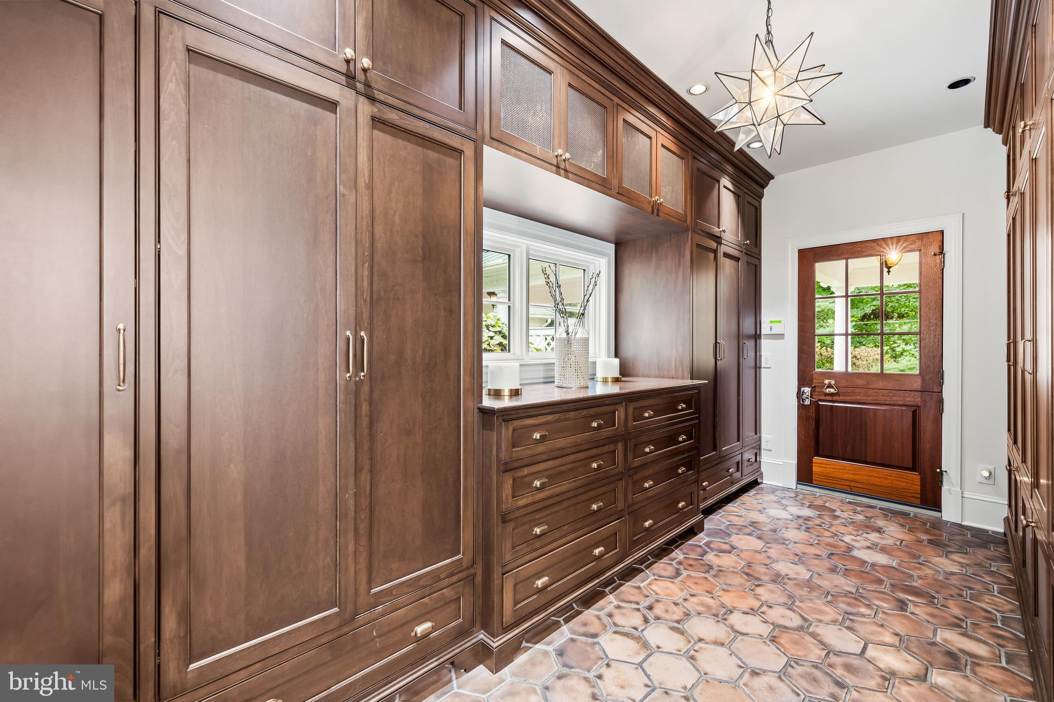 RUXTON - Residential