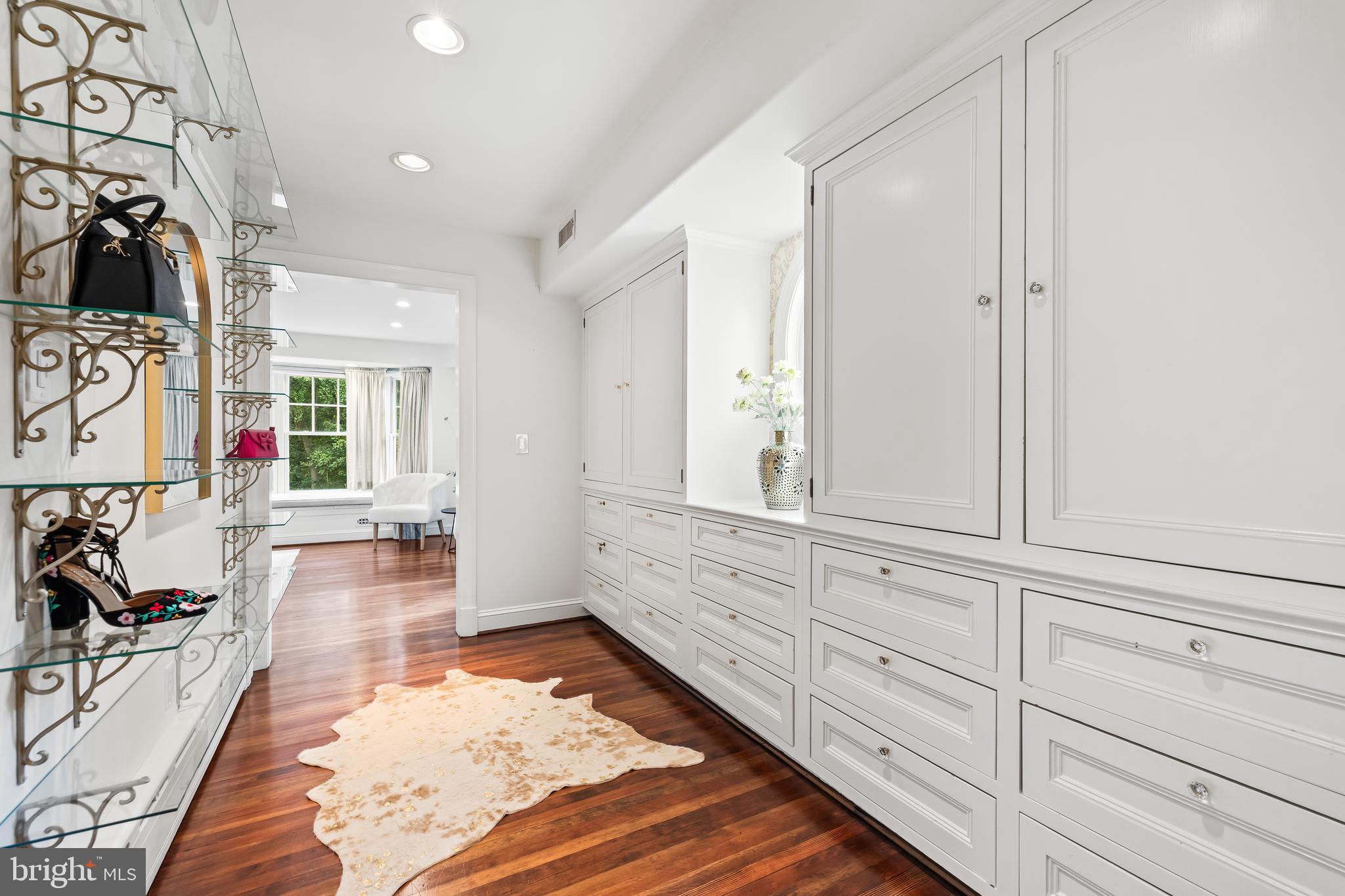 RUXTON - Residential