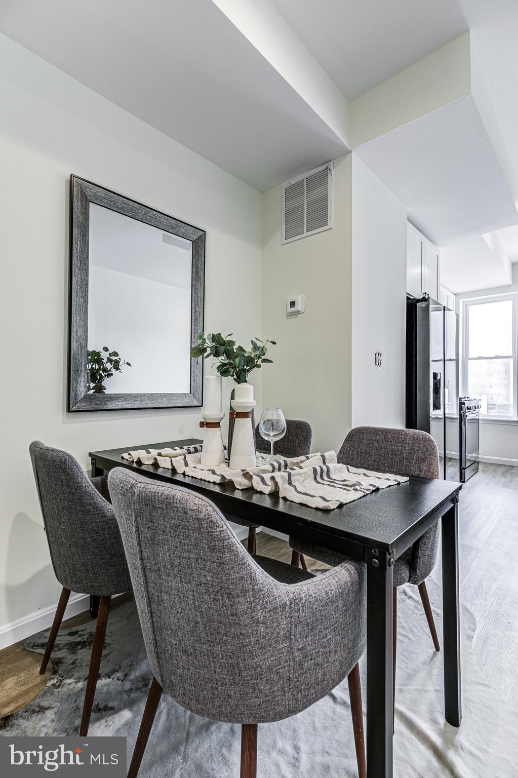 BIDDLE STREET - Residential