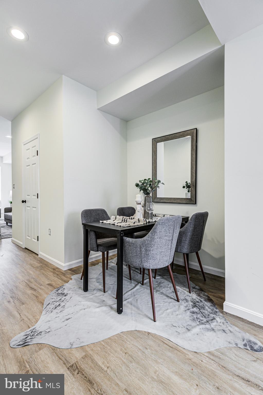 BIDDLE STREET - Residential